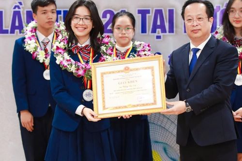 Giáo dục Hà Nội tiếp tục khẳng định vị thế dẫn đầu cả nước