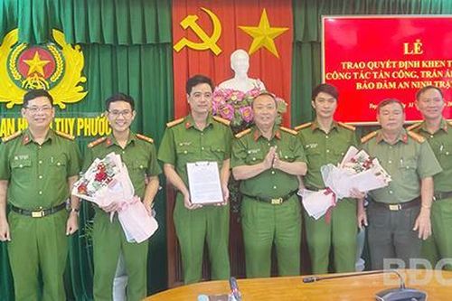 Khen thưởng đột xuất các đơn vị có thành tích xuất sắc trong phòng, chống tội phạm