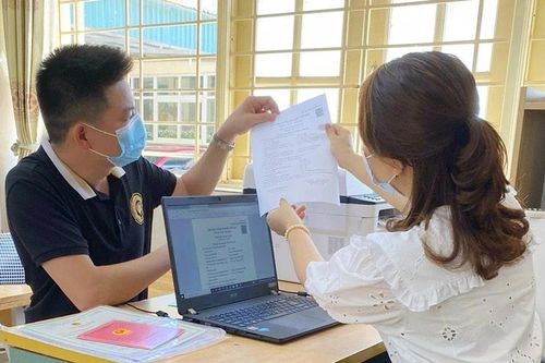 Triển khai thí điểm học bạ số cấp tiểu học: Tiền đề cho cấp học cao hơn