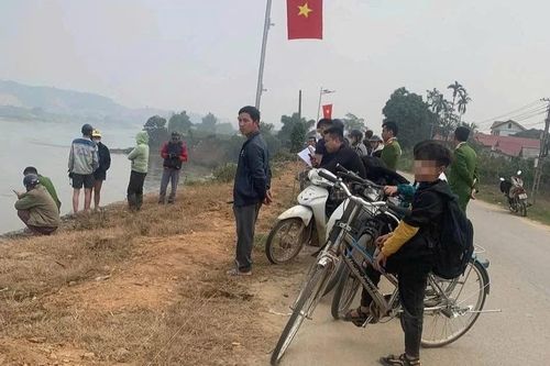 Yên Bái: Lật thuyền đánh cá 2, vợ chồng đuối nước thương tâm
