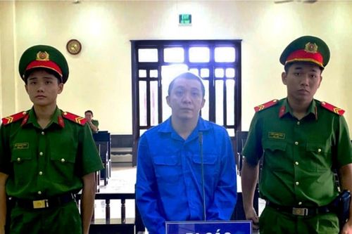 Tử hình đối tượng vận chuyển thuê gần 4kg ma túy