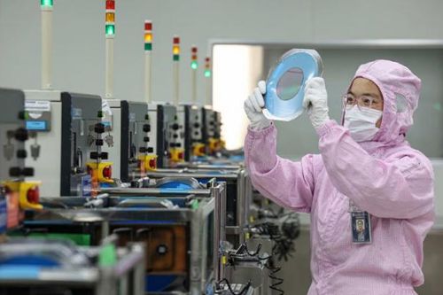 Trung Quốc gặp khó khăn trong việc tự chủ chuỗi cung ứng chip ô tô