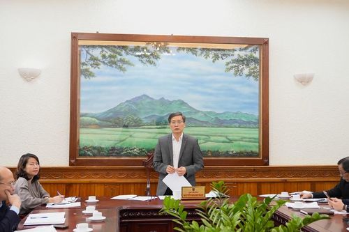 Nâng cao nhận thức về ý nghĩa, tầm quan trọng của công tác bảo vệ nền tảng tư tưởng của Đảng