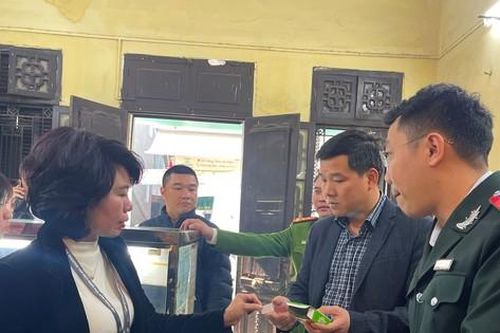 Hà Nội: Cơ sở sản xuất bánh cốm Nguyên Ninh bị tạm dừng hoạt động vì... bẩn