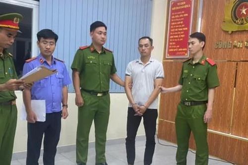 Đề nghị truy tố người đánh cô gái trên đường ở Tp.HCM