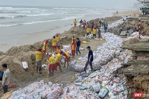 Đâu là giải pháp căn cơ giải quyết tình trạng sạt lở bãi biển du lịch Đà Nẵng?