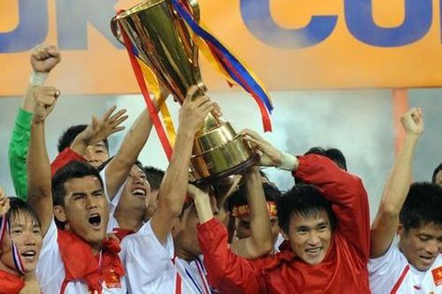 Nhìn lại chiến thắng AFF Cup 2008 của ĐT Việt Nam trước Thái Lan trên sân nhà