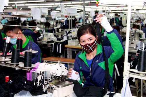 Lương tối thiểu tăng bình quân gần 6% mỗi năm