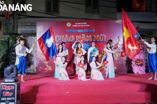 Sinh viên các nước giao lưu với sinh viên Đà Nẵng