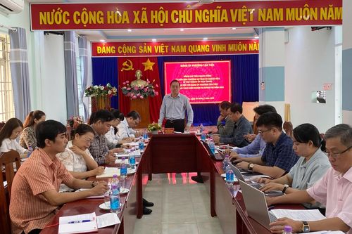 Bí thư Thành ủy Nha Trang Trần Mạnh Dũng làm việc với Đảng ủy 2 phường Tân Tiến và Phương Sài