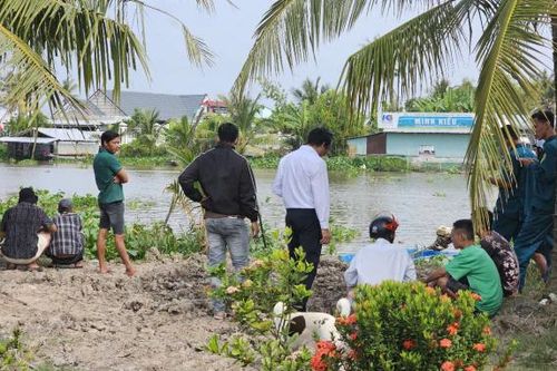 Phát hiện thi thể trên sông ở Sóc Trăng