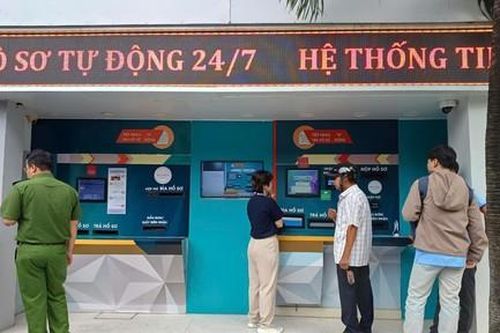 Quận 6 ra mắt Hệ thống tiếp nhận và trả hồ sơ tự động 24/7, giai đoạn 2