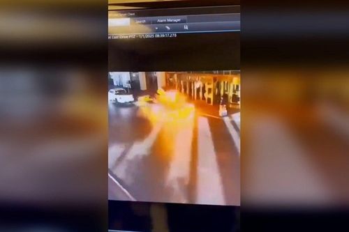 Xe Tesla nổ trước tòa nhà Trump, Elon Musk nói có thể liên quan vụ New Orleans
