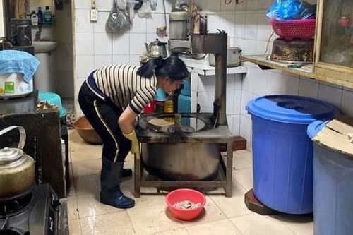 Hà Nội tạm dừng hoạt động cơ sở bánh cốm Nguyên Ninh