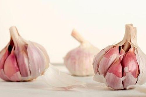 6 nhóm người không nên ăn tỏi