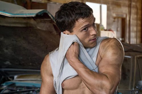 Thân hình cơ bắp của 'Người Nhện' Tom Holland