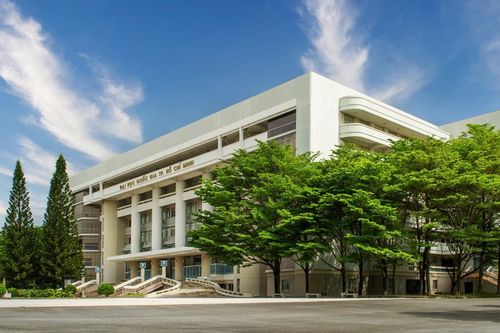 Một đại học sẽ giảm nhân sự nhận lương ngân sách xuống còn 8%