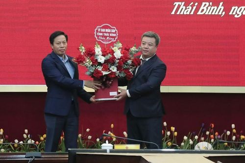 Thái Bình: công bố quyết định bổ nhiệm Phó Chánh Văn phòng UBND tỉnh
