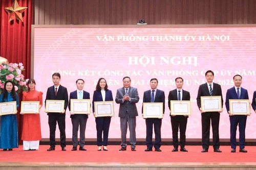 Văn phòng cấp ủy tiên phong đẩy mạnh chuyển đổi số và cải cách hành chính trong Đảng