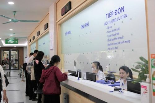 Ngành y tế Thủ đô bảo đảm đáp ứng khám, chữa bệnh cao nhất cho người bệnh dịp Tết