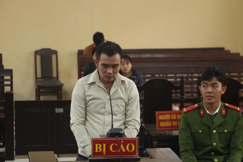 Ma men đâm người vì từ chối uống bia