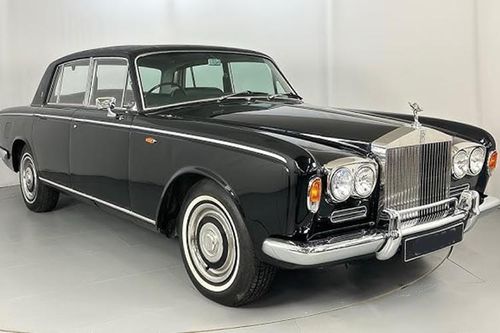 Rolls-Royce Silver Shadow 'cổ lỗ sĩ' chạy điện mạnh 400 mã lực