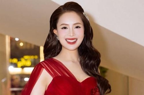 Diễn viên Hồng Diễm tỏa sáng, rạng rỡ mỗi khi lên đồ đi sự kiện
