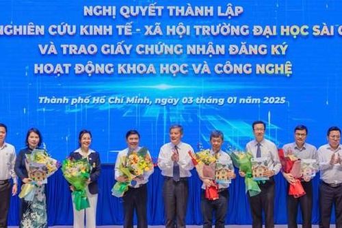 Ông Nguyễn Thành Phong làm Chủ tịch Hội đồng khoa học Viện nghiên cứu trường ĐH Sài Gòn