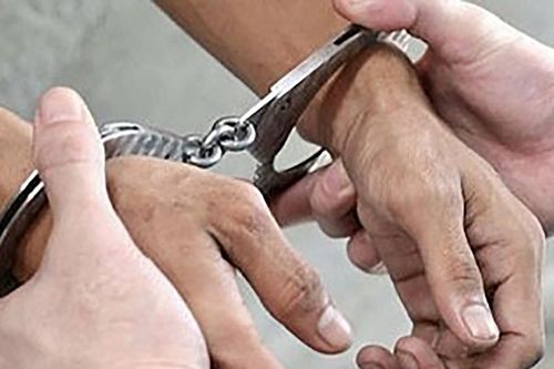 Bắt phó trưởng phòng huyện ở Cà Mau vì sàm sỡ nữ sinh thuê trọ