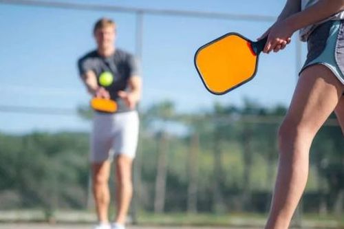 Chơi thể thao, bơi lội giải rượu bia được không?