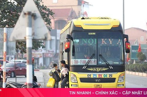 Đến hẹn... lại lo với 'xe dù, bến cóc'!