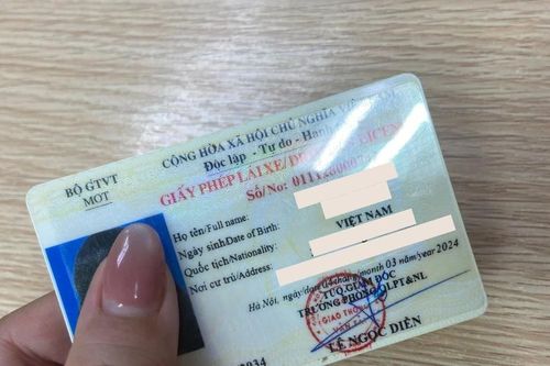 Các trường hợp bị trừ điểm giấy phép lái xe ôtô từ 1/1/2025