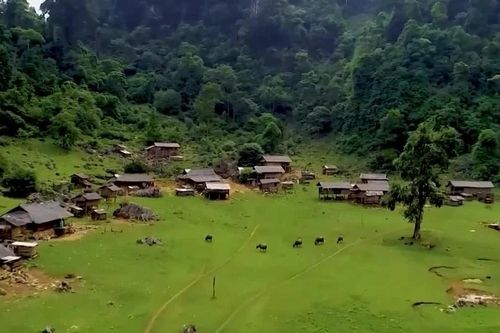 Trải nghiệm cuộc sống bình yên ở làng nguyên thủy Hang Táu ở Sơn La
