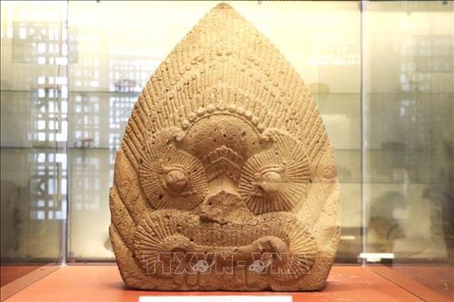 Chiêm ngưỡng bảo vật quốc gia phù điêu Kala Núi Bà