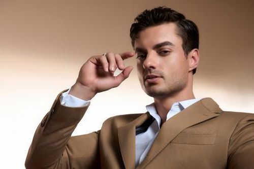 'Soái Tây' Jordan Goncalves tiết lộ nguyên tắc vàng khi mặc suit giúp cánh mày râu 'chuẩn chỉnh'