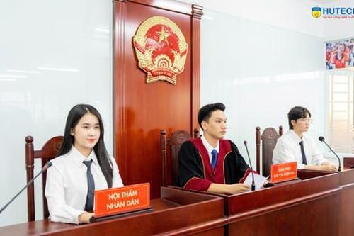 Luật kinh tế: Ngành học đắt giá trong nền kinh tế hội nhập