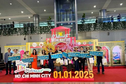 TP.HCM tổ chức đón những vị khách quốc tế đầu tiên năm 2025