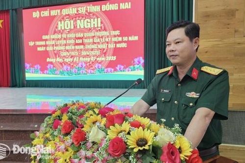 Giao nhiệm vụ lực lượng dân quân thường trực tham gia huấn luyện diễu binh, diễu hành phục vụ lễ 30-4