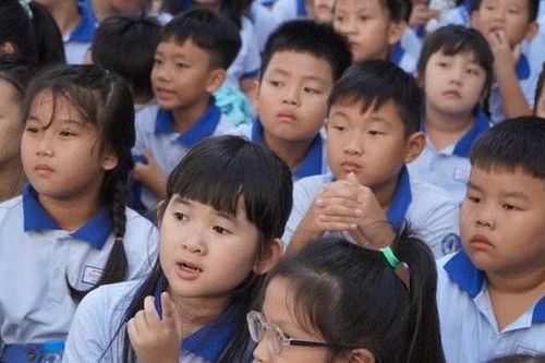Tựu trường sớm để thời gian nghỉ Tết kéo dài