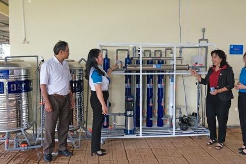 Di Linh: Nỗ lực đưa nước sạch về các trường học vùng khó