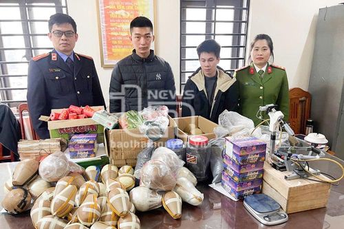 Bắt giữ đối tượng buôn bán gần 50kg pháo và thuốc pháo