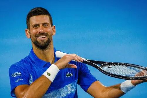 Djokovic dễ dàng đi tiếp vào tứ kết Brisbane International 2025