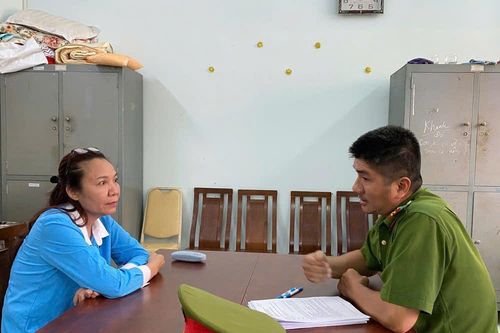 Bà Giáp Thị Sông Hương - chủ mái ấm Hoa Hồng bị bắt giam vì hành hạ trẻ em