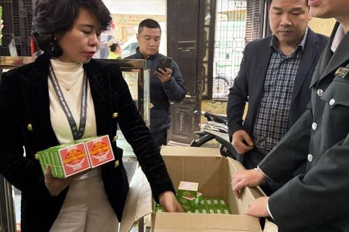 Hà Nội: Bánh cốm gia truyền Nguyên Ninh bị buộc tạm dừng hoạt động vì không đảm bảo vệ sinh an toàn thực phẩm