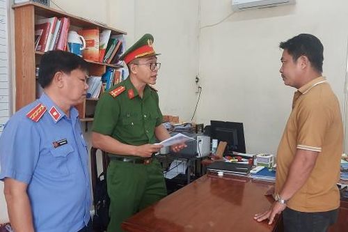 Bắt giam đối tượng chiếm đoạt 3 tỷ đồng tiền bán gạo để đánh bạc