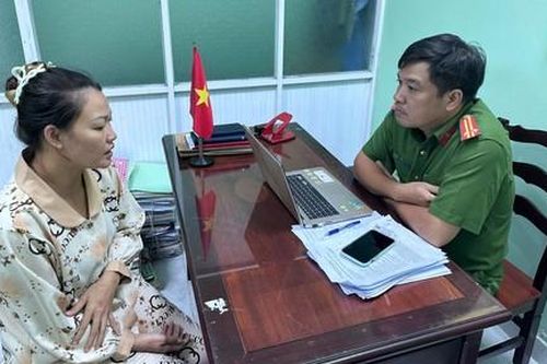 Khởi tố người phụ nữ đánh nữ nhân viên gác chắn tàu ở Thủ Đức gãy mũi