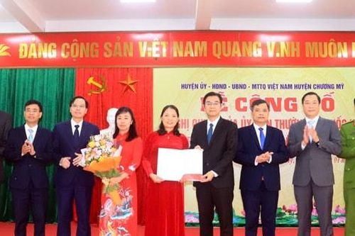 Chương Mỹ ra mắt tổ chức, bộ máy xã Hòa Phú và xã Hồng Phú