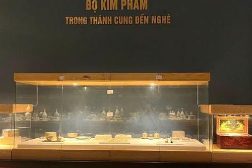 Bộ kim phẩm Đền Nghè được công nhận là bảo vật quốc gia