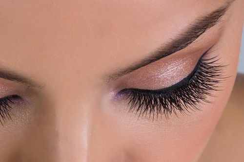 Nối mi giả nhiều có hại không?