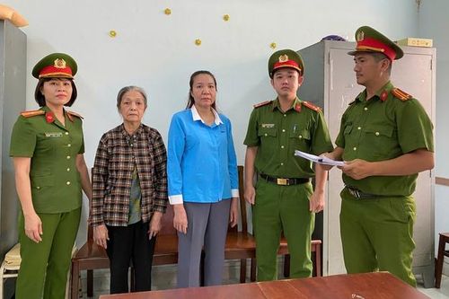 Khởi tố chủ Mái ấm Hoa Hồng và bảo mẫu về tội hành hạ người khác